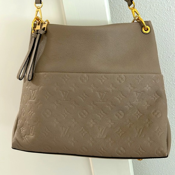 Louis Vuitton Monogram Empreinte Maida Hobo - Great Condition - Picture 8 of 16